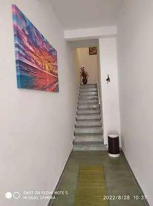 Relax Guest house *
